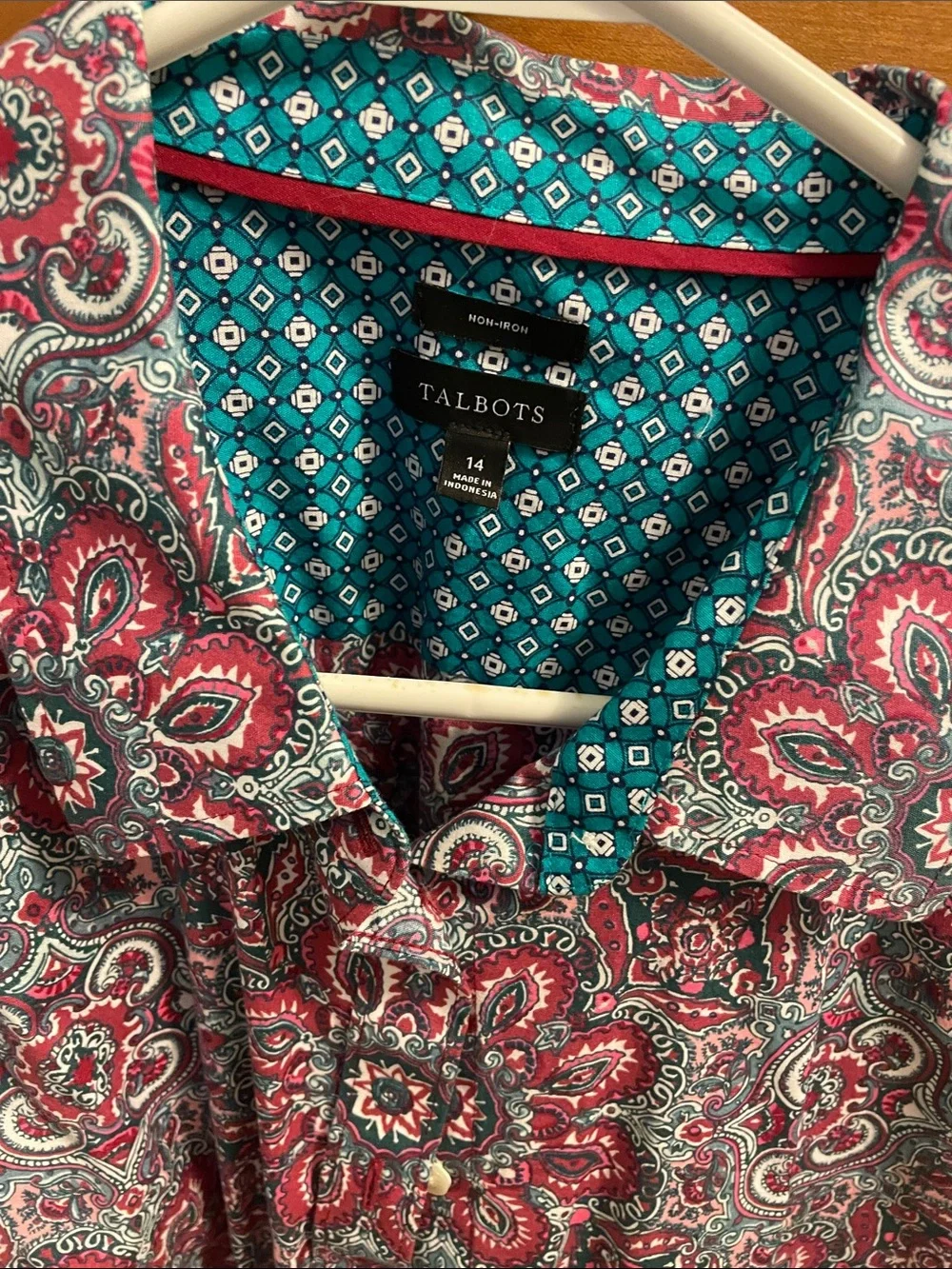 Talbots Red Paisley Button-Down Shirt with Teal Geometric Lining - Picture 1 of 1